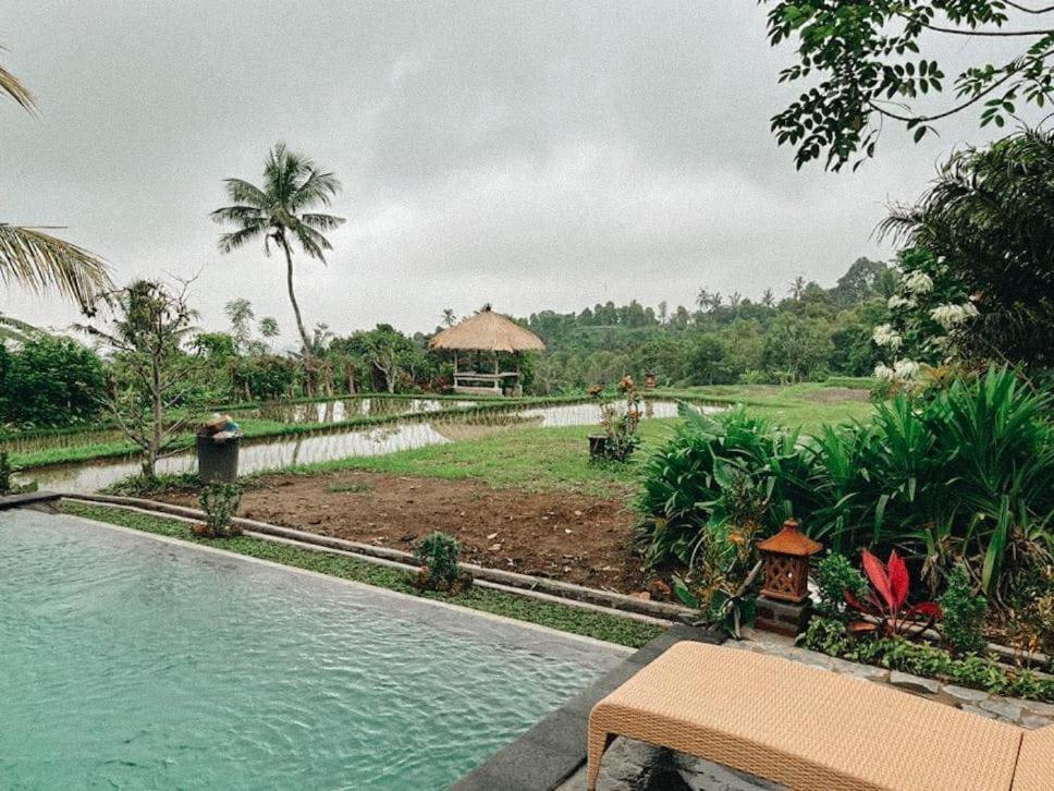 Pondok Apsari 2 Singaraja  Bagian luar foto